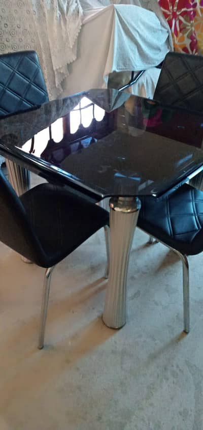 ITALIAN DINING TABLE