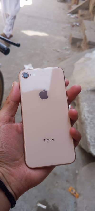 Apple iPhone 8