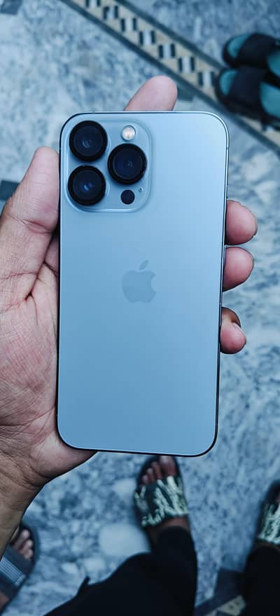 Apple iPhone 13 Pro
