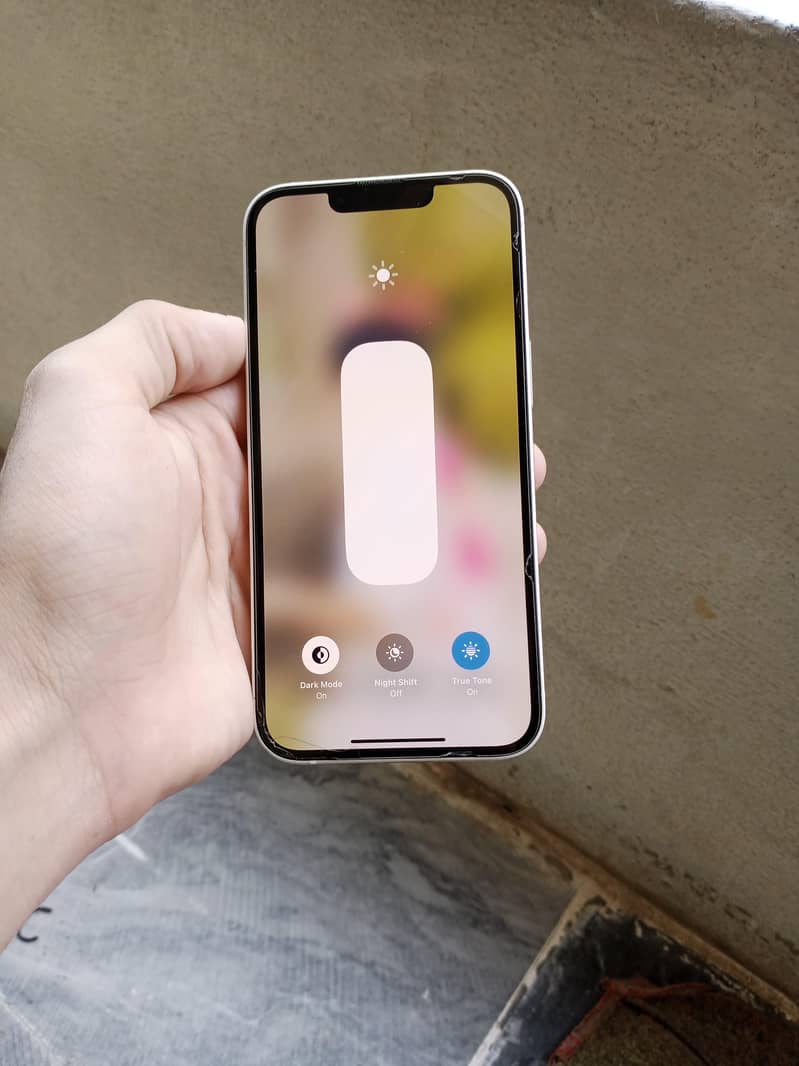 iPhone 13 1