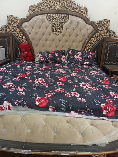 king size Royal bed set bridal set with two side tables