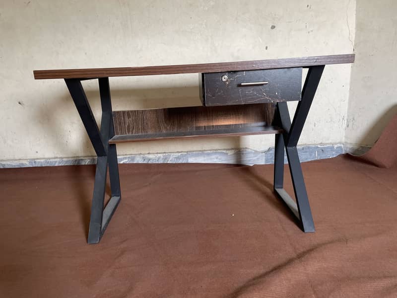 Office computer table 1