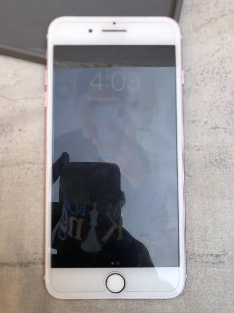 Apple iPhone 7 Plus 2
