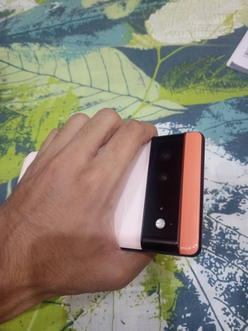 Google Pixel 6 3