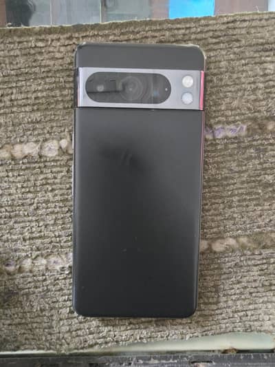 Google Pixel 8 Pro
