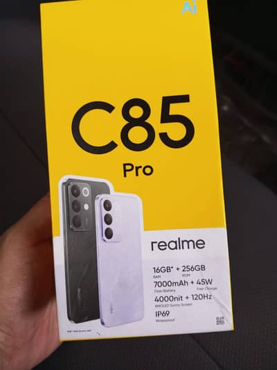 C85 pro with complete  box and charger