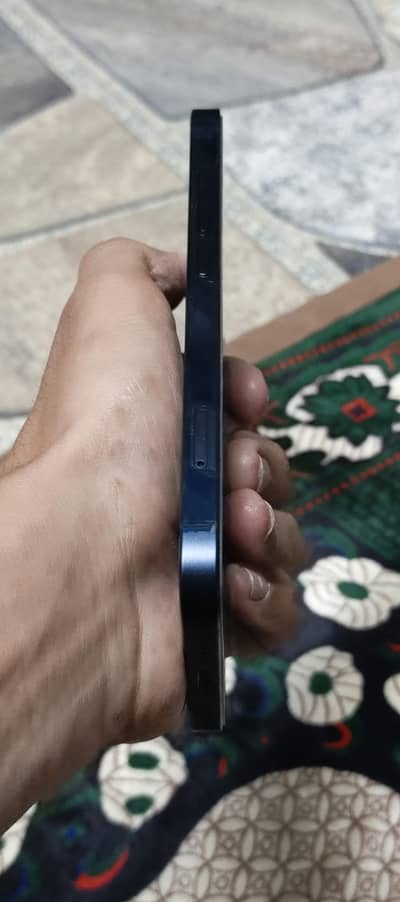 Apple iPhone 13 128bg 4 days use only
