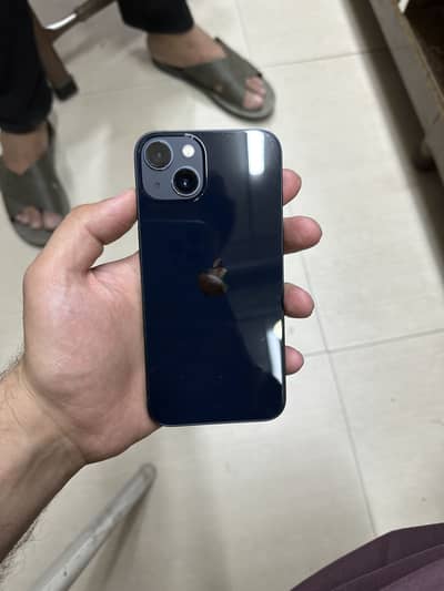 Apple iPhone 13