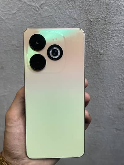 Infinix Smart 8 4+4 Ram 64 Rom