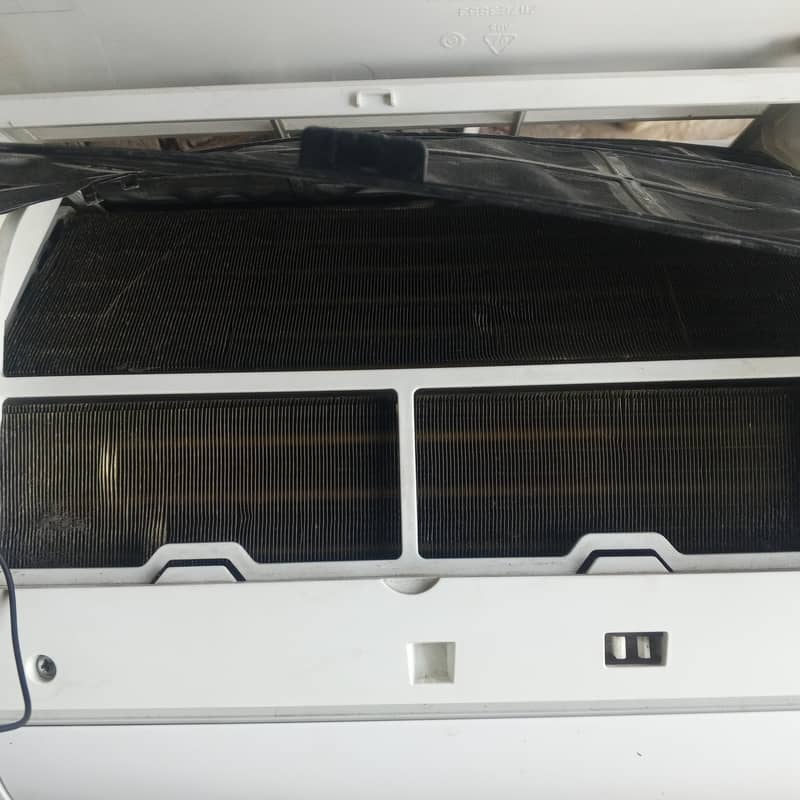 1 tun split AC 0