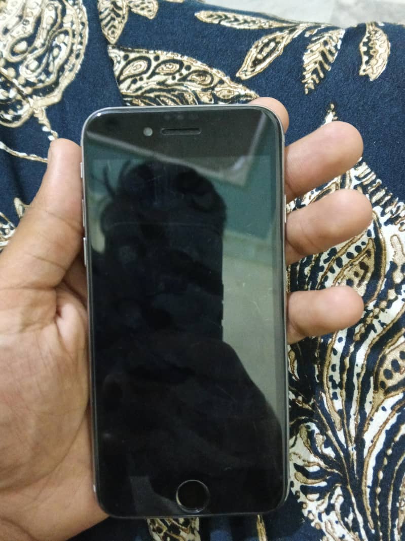 Apple iPhone 6 1