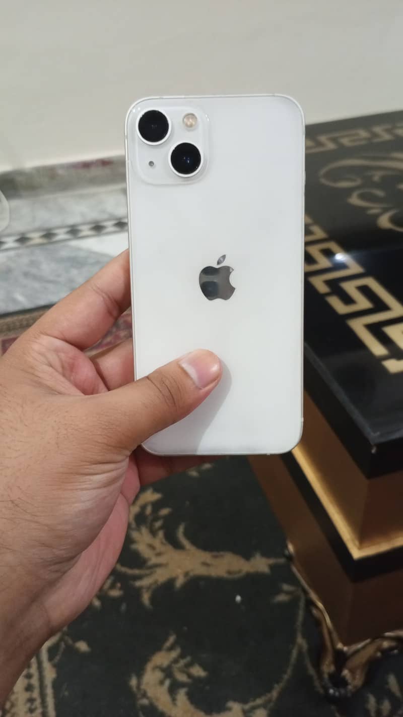 Iphone 13 4