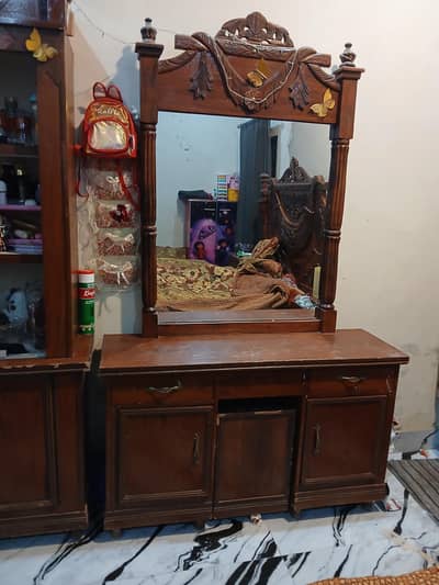 its dressing table