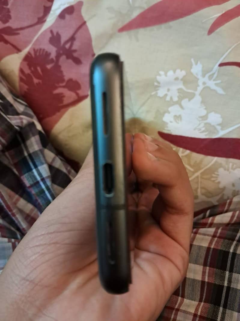 Google Pixel 8 1