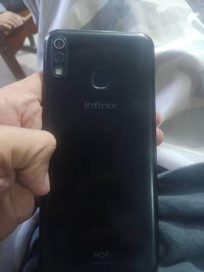 Infinix Hot 8 Lite