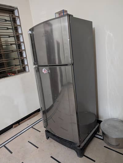 Dawlance Frige/Refrigerator Extra Large Size