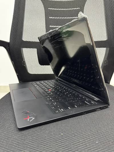 Used Lenovo X1 Carbon Laptop i7 11th Gen 16GB 512GB