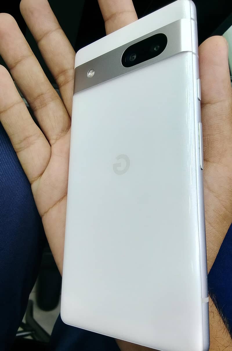 Google Pixel 7a 1
