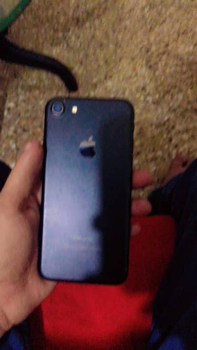 Apple iPhone 7 32gb pta approved set available for sale