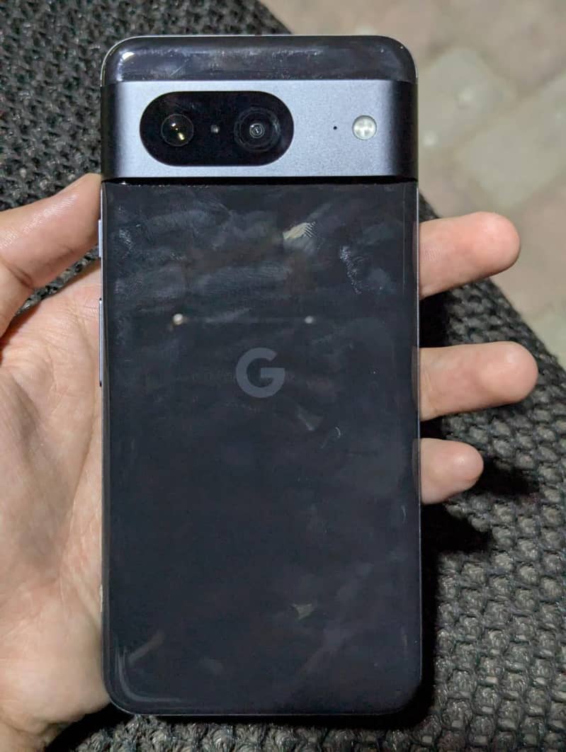 Google Pixel 8 1