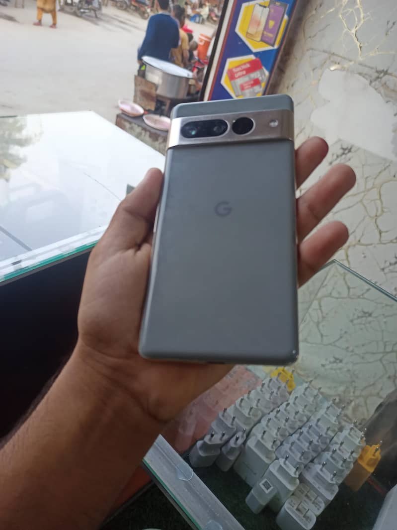 Google Pixel 7 Pro 0