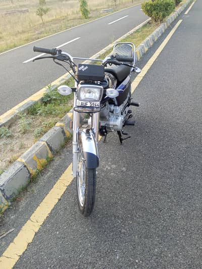 CG 125. SPECIAL EDITION. EXCELLENT CONDITION