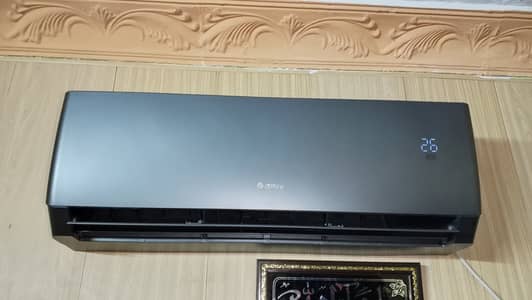 Gree 1 Ton DC Inverter AC in Lush Condition