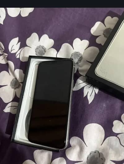 Apple iPhone 11 Pro silver 64gb pta
