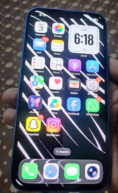 Apple iPhone 13