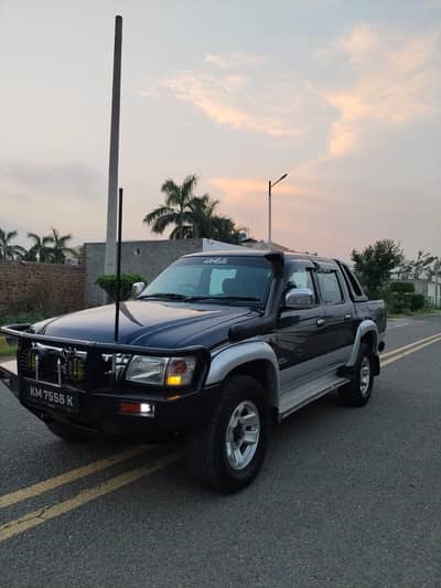 Toyota Hilux 2002