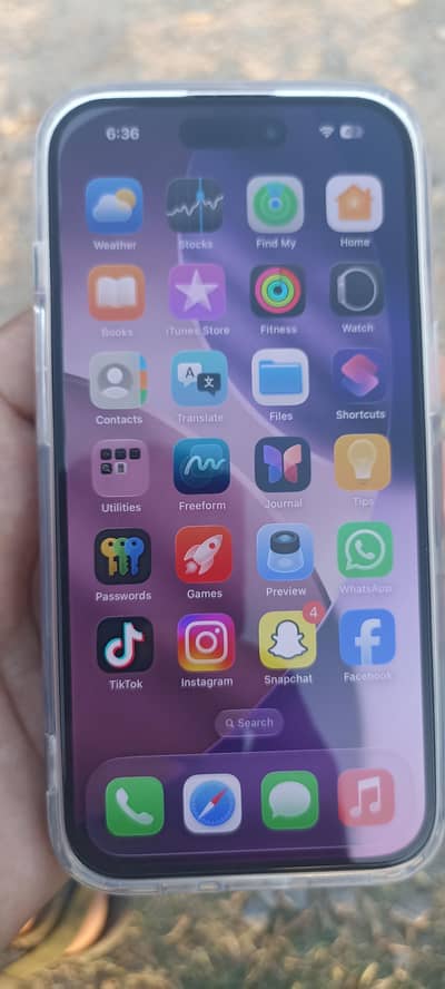 Apple iPhone 15