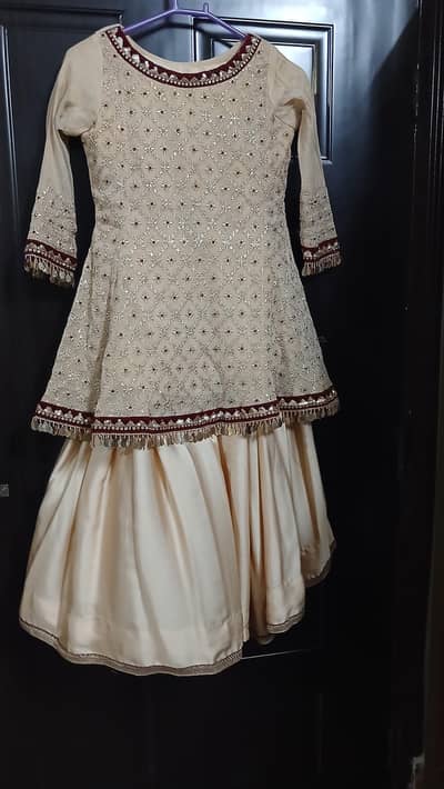 Elegant Embroidered Sharara Suit with Dupatta – Cream/Off White
