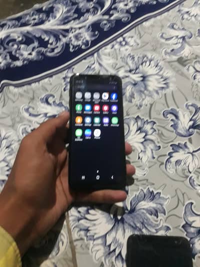 Samsung Mobile J6