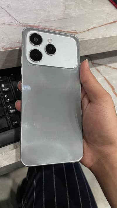 Tecno Spark 40