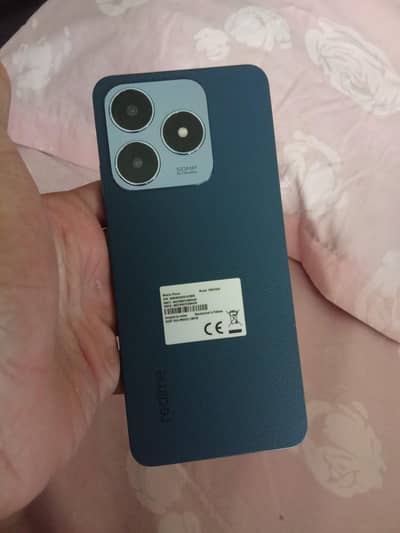 Realme C63
