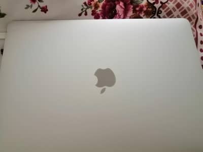 MacBook Pro 2017 Model Urgent Sale