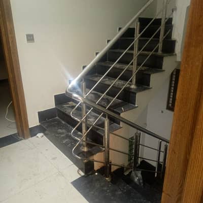 30*60 Upper portion For Rent in G13 Islamabad