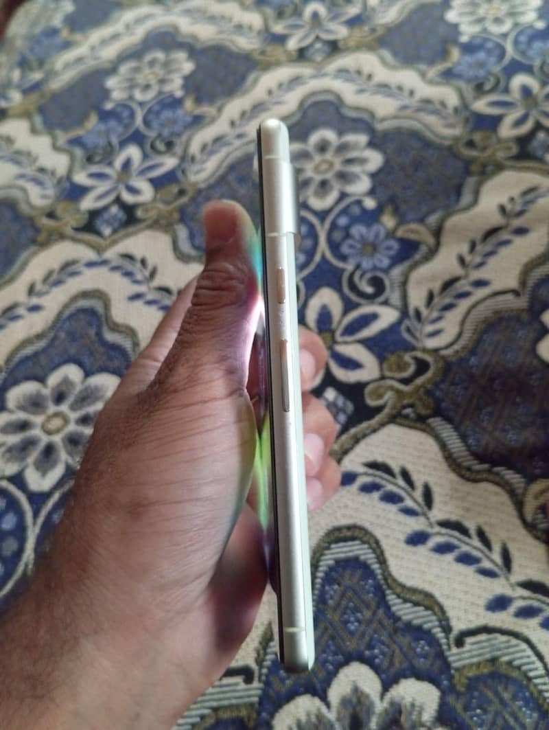 Google Pixel 7 2