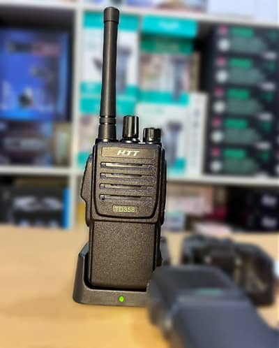 TD358 High Quality Long Range Walkie Talkies, 4500mAh UHF 2 Way radios