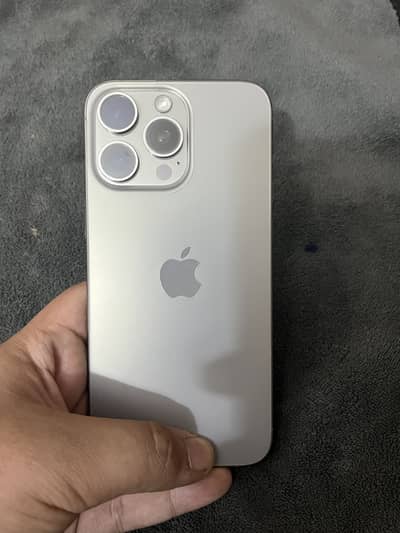Apple iPhone 15 Pro Max
