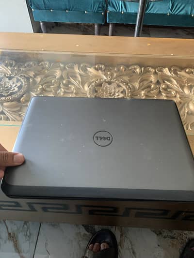 i3 5 gen laptop 10by 10 condition