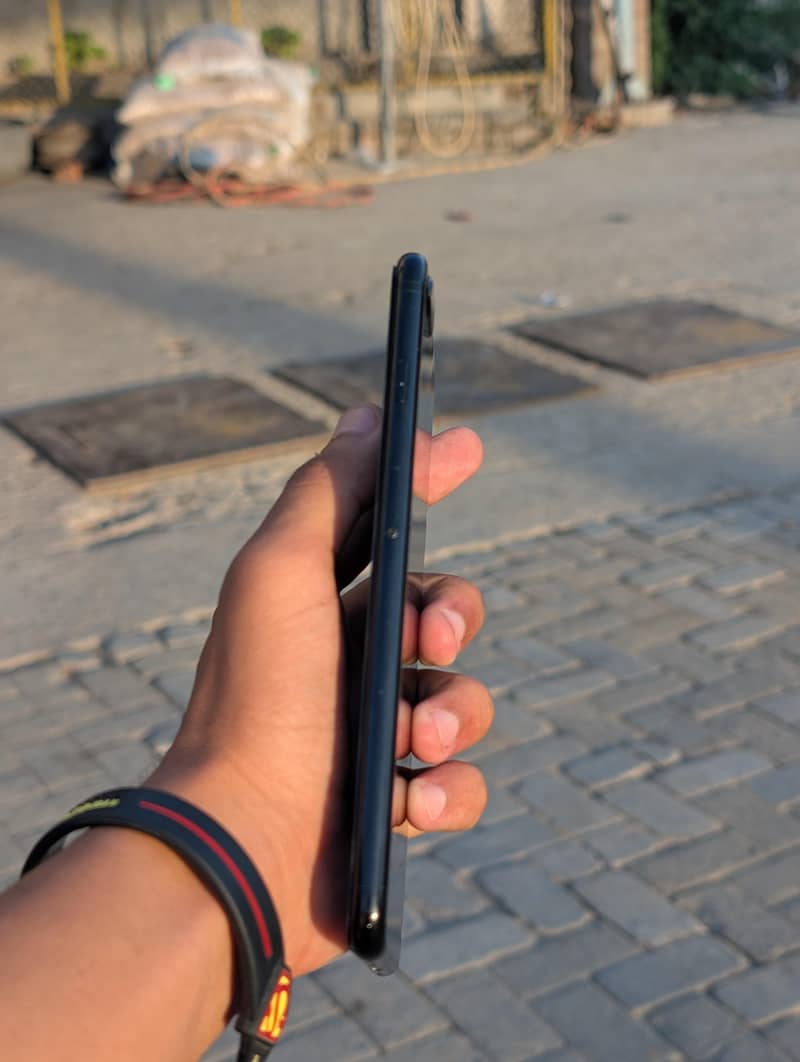 Apple iPhone 7 Plus 1