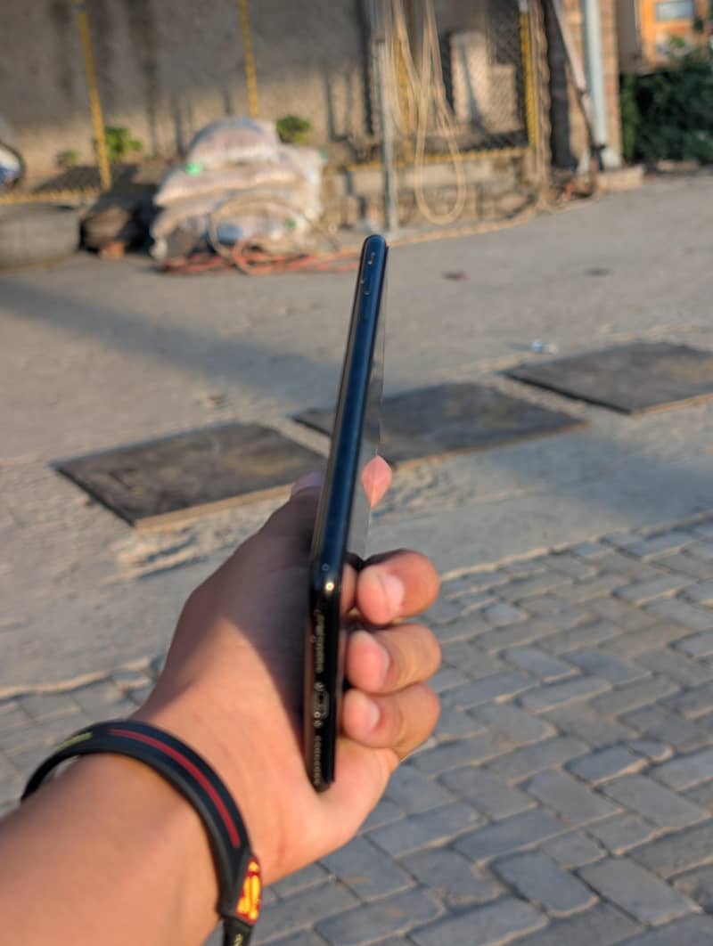 Apple iPhone 7 Plus 3
