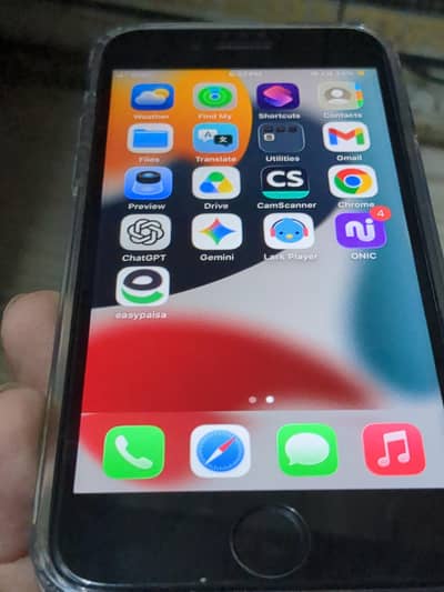 Apple iPhone SE