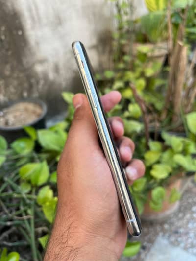 Apple iPhone XS