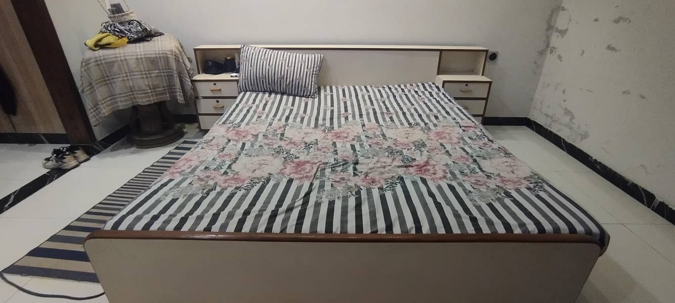 Solid Wood Bed 0