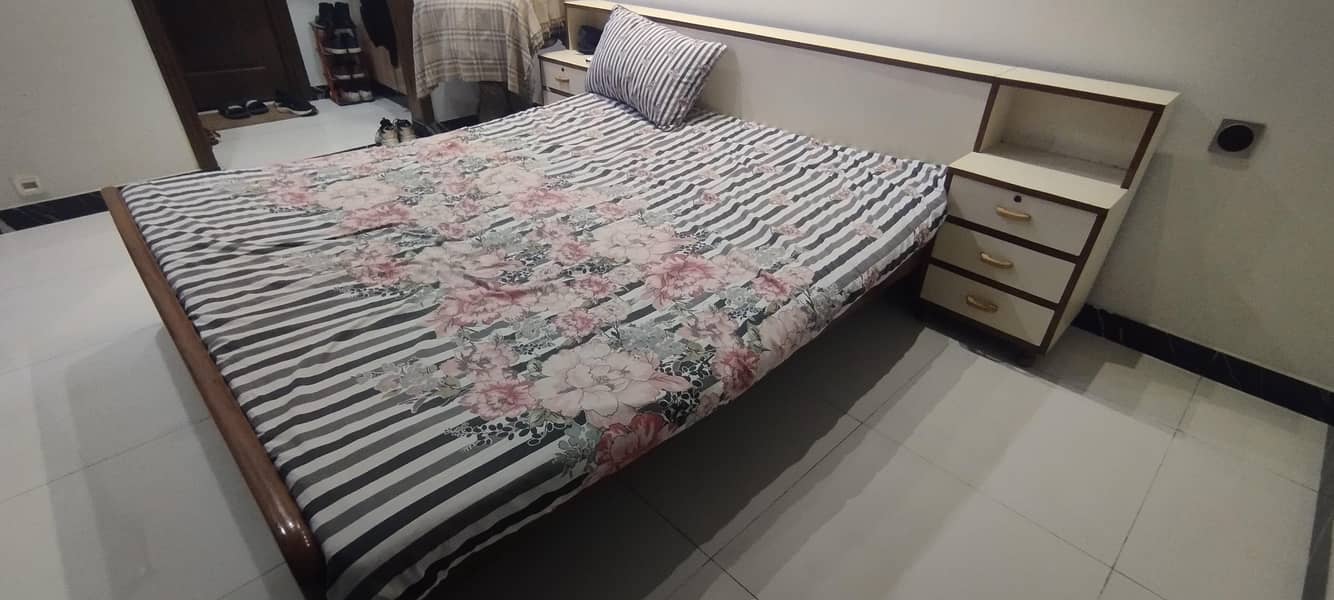 Solid Wood Bed 2