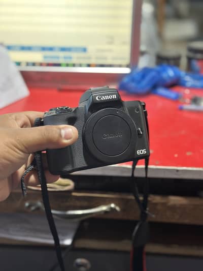 Canon M50 with kit lens