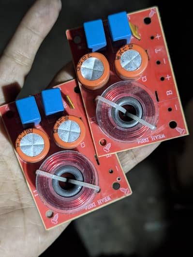 80 watts 2 way speaker crossover . network .