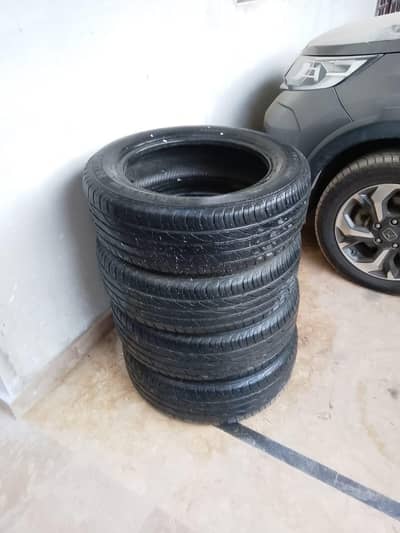 Tyres 195/60 R16
